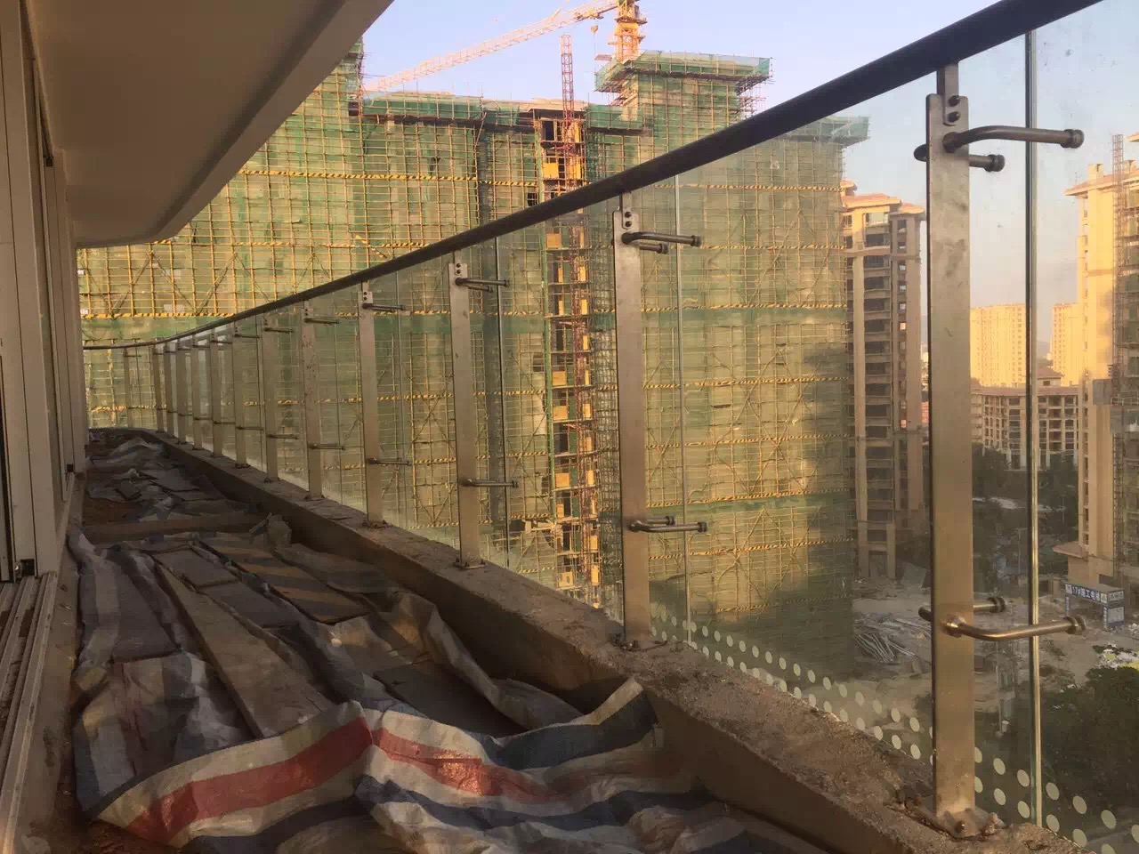 不锈钢立柱